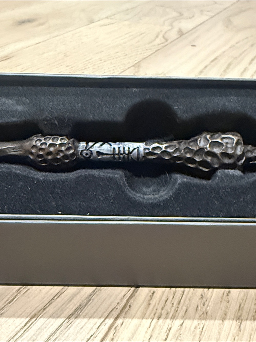 Harry Potter Wand - Picture 2 of 8